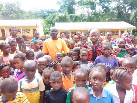 Photo de famille journée mondiale de langue maternelle 3